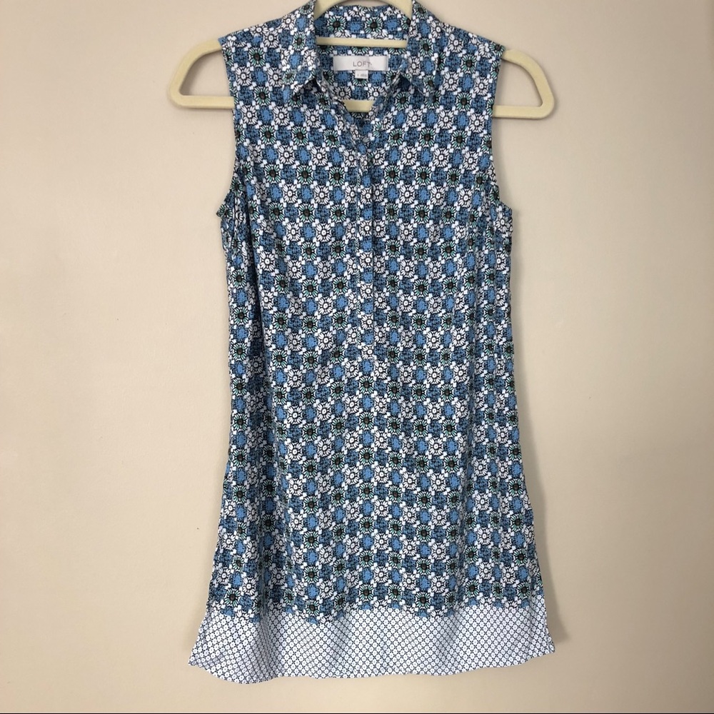 Ann Taylor LOFT Patterned Sleeveless Top
